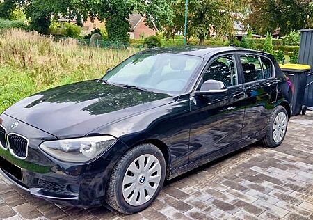 BMW 116i ; TÜV bis 05.2027