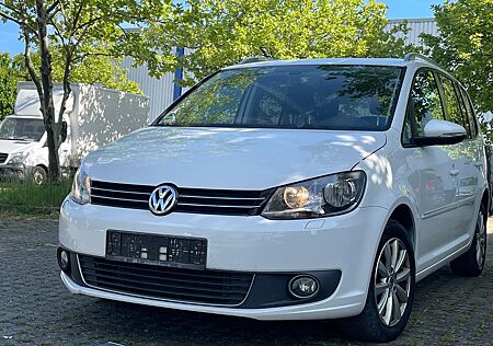 VW Touran Volkswagen 2.0 TDI DSG Highline/Panorama/Navi/SHG