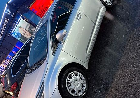 Toyota Avensis Combi 1,8-l-Valvematic Comfort Comfort