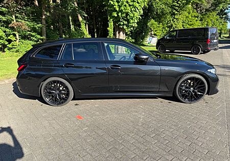 BMW 330d Touring mit Premium Garantie bis 2028