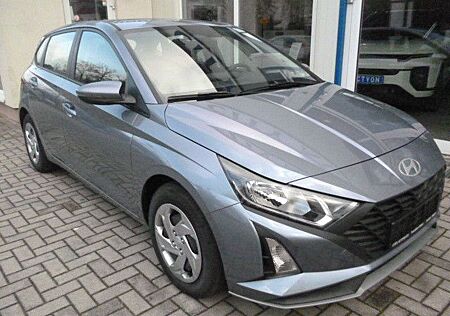 Hyundai i20 KLIMA NAVIGATION KAMERA TEMPOMAT 4x el. FH