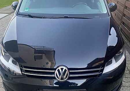 VW Sharan Volkswagen 2.0 TDI BlueMotion Technology Highlin...