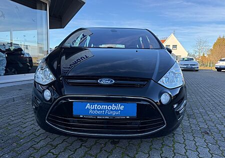 Ford S-Max Titanium