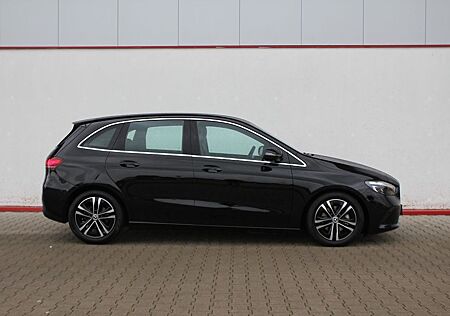 Mercedes-Benz B 180 gebraucht kaufen Mercedes-Benz B 180 d 8G Progressive Line Urban WideScreen 458