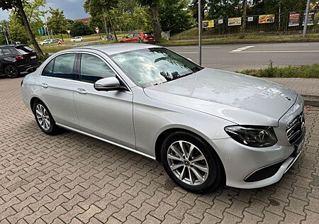 Mercedes-Benz E 200 Lim- Navi/Kamera/Led/ Top-Ausstattung