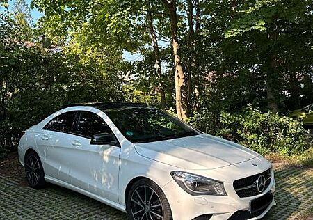 Mercedes-Benz CLA 220 CLA 220d Coupé
