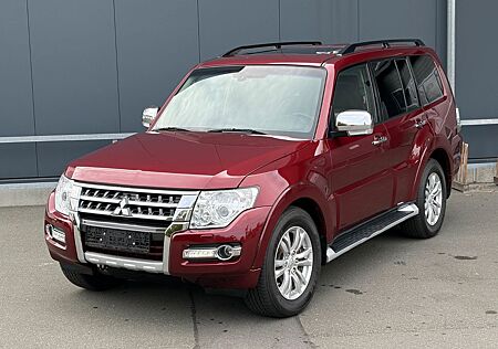Mitsubishi Pajero 3,2 DI-D 4WD *TUV NEU* 7-Sitzer, Top Aut.