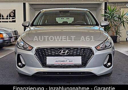 Hyundai i30 cw Trend MY-2018/SHZ/120PS/2-JAHRE GARANTIE