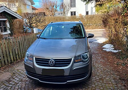 VW Touran Volkswagen 1.9 TDI DPF Freestyle BlueMotion Free...