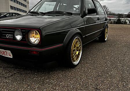 VW Golf Volkswagen MK 2 16 V (Oakgrün)