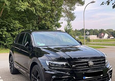 VW Tiguan Volkswagen 2.0 R-Line Night-Paket