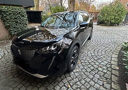 Peugeot 2008 Allure Pack Pure Tech 130 EAT8 / SH/GR ACC