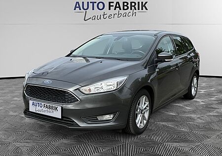 Ford Focus Turnier Business, AHK-TEMPO-LM-NAVI-TÜV