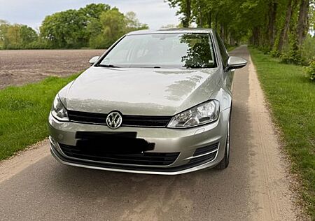 VW Golf Volkswagen 1.6 TDI BMT Comfortline Comfortline