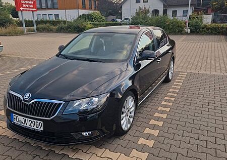 Skoda Superb 2.0 TDI 125kW Green tec Active Combi ...