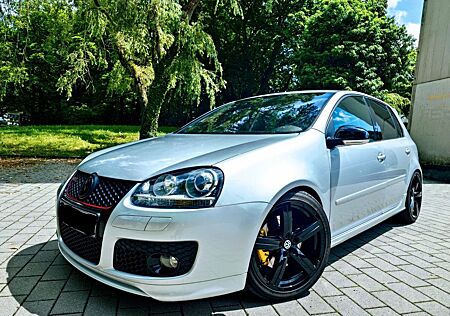 VW Golf Volkswagen V 2.0 GTI Pirelli Edition DSG