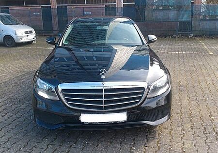 Mercedes-Benz E 200 d Autom. -
