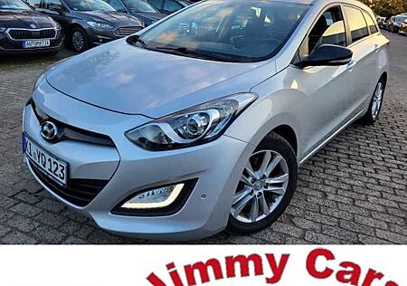 Hyundai i30 i30cw Diesel 1.6 CRDi Trend