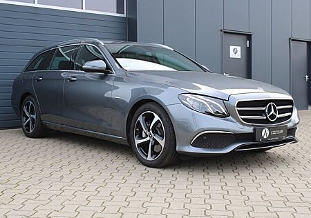 Mercedes-Benz E 200 CGI T-Modell AVANTGARDE*LED*NAVI*TOTWINKEL