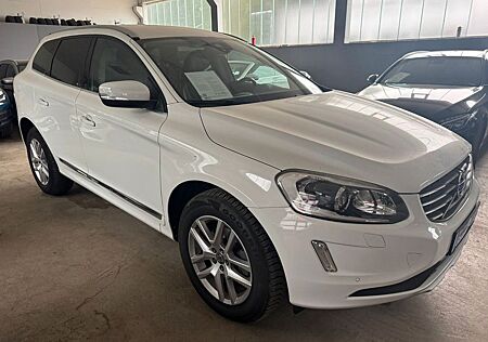 Volvo XC 60 XC60 Summum CAM AUT NAV EUR6 LEDER