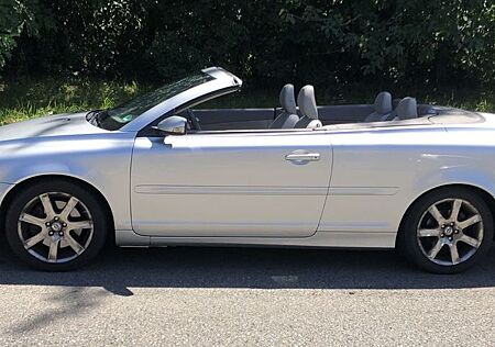 Volvo C70 2.4i Summum mit AHK