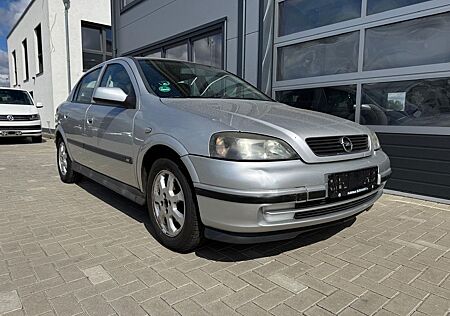 Opel Astra 1.6 Njoy Automatik TÜV 10/2026 8-fach