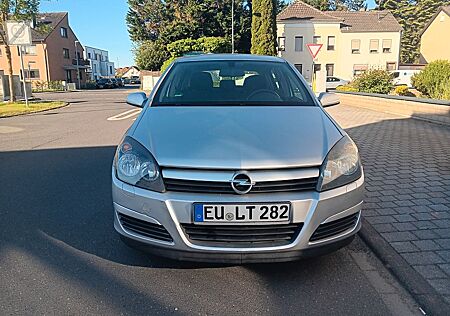Opel Astra H Lim. Basis