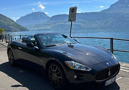 Maserati GranCabrio 4.7 V8 Automatik -