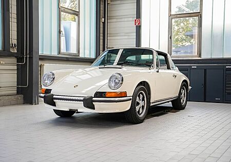 Porsche 911 Urmodell 2.4 E Targa