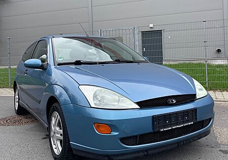 Ford Focus 1.6 -