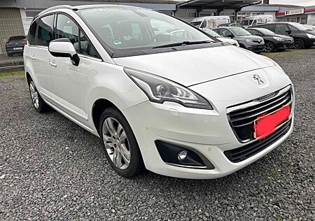 Peugeot 5008 Allure- 7/Sitzer / Automatik / 121KW