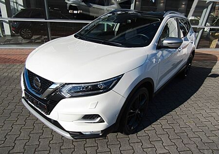 Nissan Qashqai N-Motion 1,3 l +AHK+NAV+LM19"