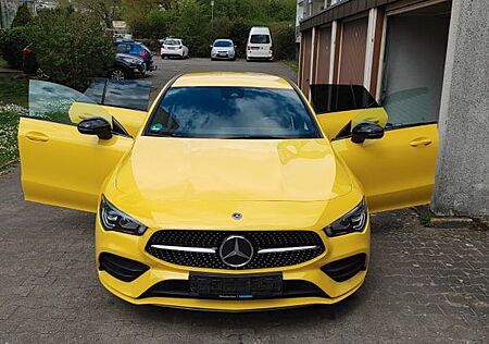 Mercedes-Benz CLA 200 Shooting Brake CLA 200 d 4MATIC DCT ...
