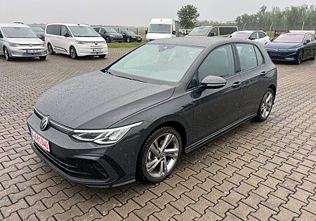 VW Golf Volkswagen VIII Lim. R-Line eTSI Automatik