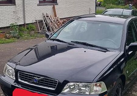 Volvo V40 1.8 - 8 Monate HU