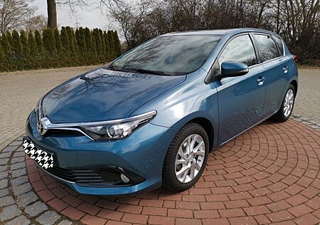 Toyota Auris Edition S 1,2 Turbo. Kamera. SHZ. Klima.