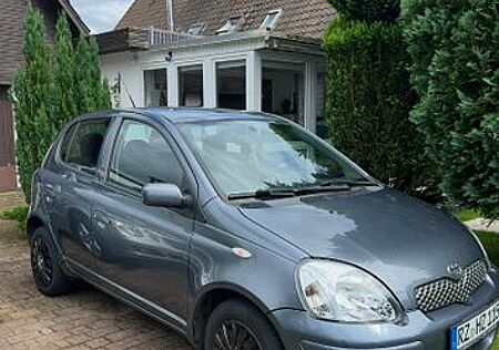 Toyota Yaris 1.0 - TOP Zustand