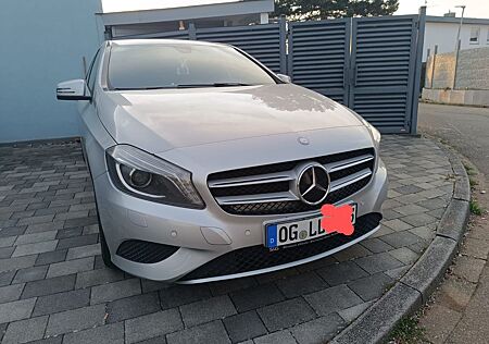 Mercedes-Benz 200 A CDI