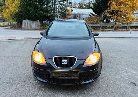 Seat Altea 1.6 TÜV NEU 11/2027