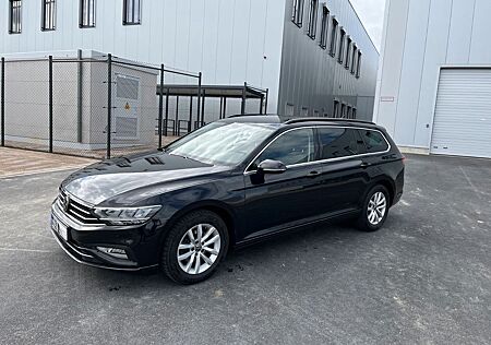 VW Passat Variant Volkswagen 1.5 TSI OPF DSG Business Vari...