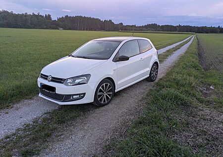 VW Polo Volkswagen 1.2 TSI 66kW LIFE | 17" Alufelgen