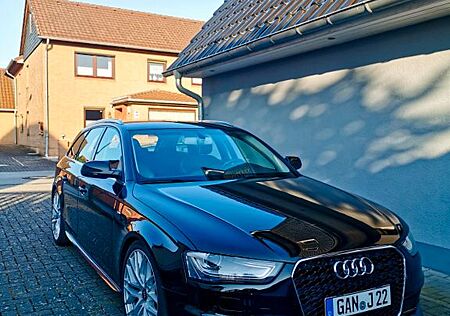 Audi A4 2.0 TDI 140kW multitronic S line Avant S line