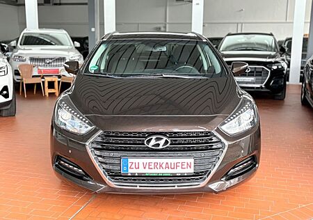 Hyundai i40 cw blue Trend-Navi-Kamera-Panorama-Automatik