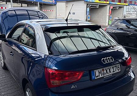 Audi A1 1.2 TFSI Attraction Attraction
