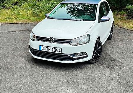 VW Polo Volkswagen 1.0 Comfortline Scheckheftgepflegt Tüv Neu