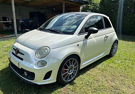 Abarth 500 1.4 T-Jet 16V -