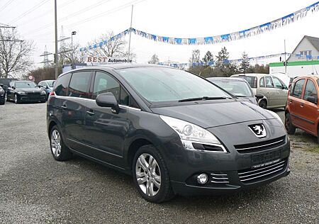 Peugeot 5008 1,6 Platinum/Head-UP/Navi/Xenon