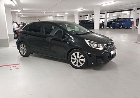 Kia Rio 1.2 Dream Team Edition