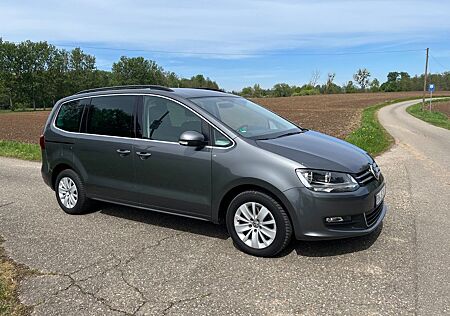 VW Sharan Volkswagen 2.0 TDI SCR DSG Comfortline Comfortline