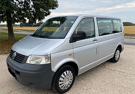 VW T5 Transporter Volkswagen Fernster Bus 8 Setze mit 03/27